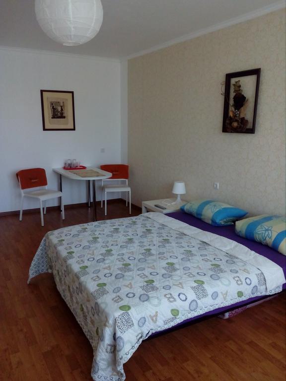 Apartment On Akademika Sakharova Ivano-Frankivszk Kültér fotó